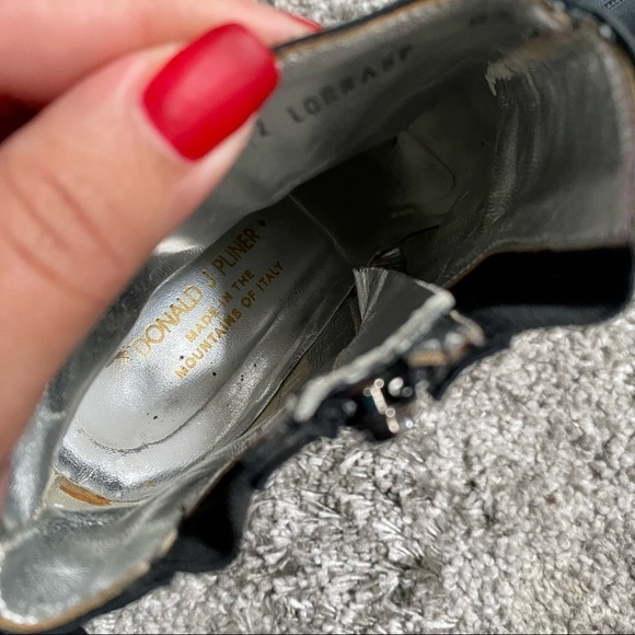 Donald J Pliner Pointed toe ankle heeled booties size 8.5 - Picture 12 of 13